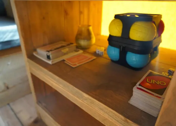 Glamping Stoere Safaritent Voor 7 Personen Met Privé Sanitair Sleepy